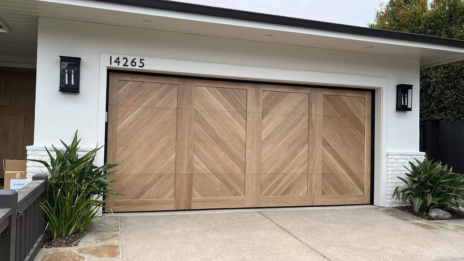 GD-01 — Chevron White Oak Garage Door