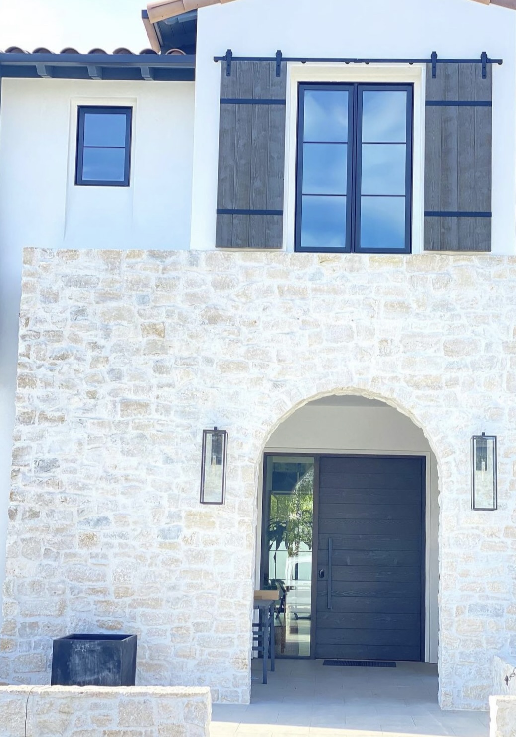 ED-08 — Pivot Door Built with Wire-Brushed STK Cedar for a Contemporary Rustic Look