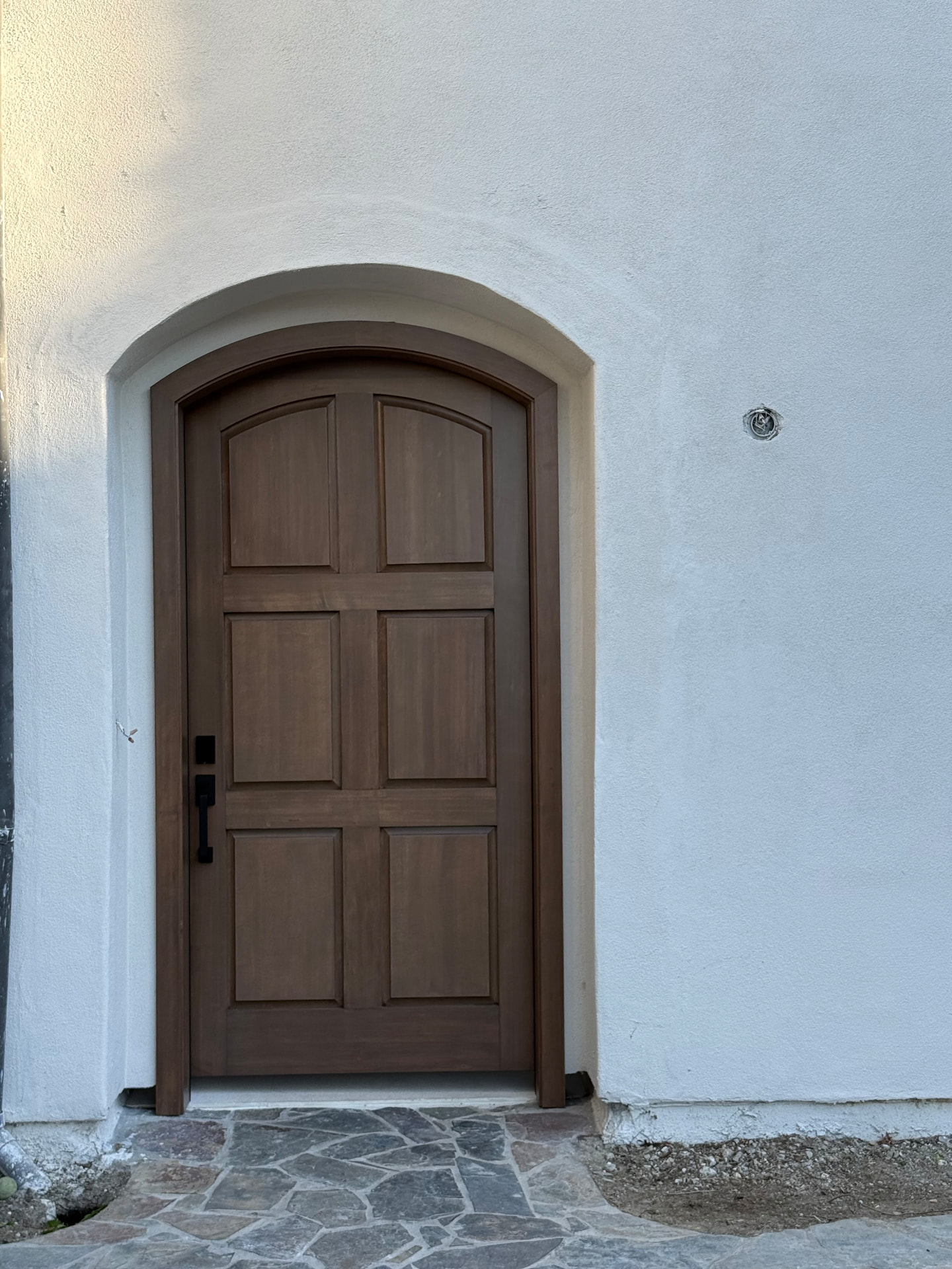 ED-28 — Vertical Grain Hemlock Raised Panel Door