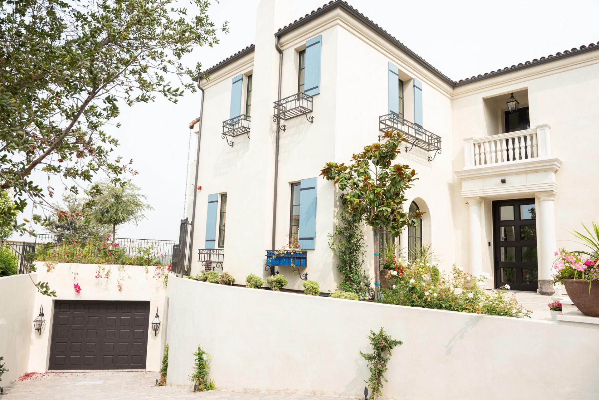 Motorized Driveway Gates