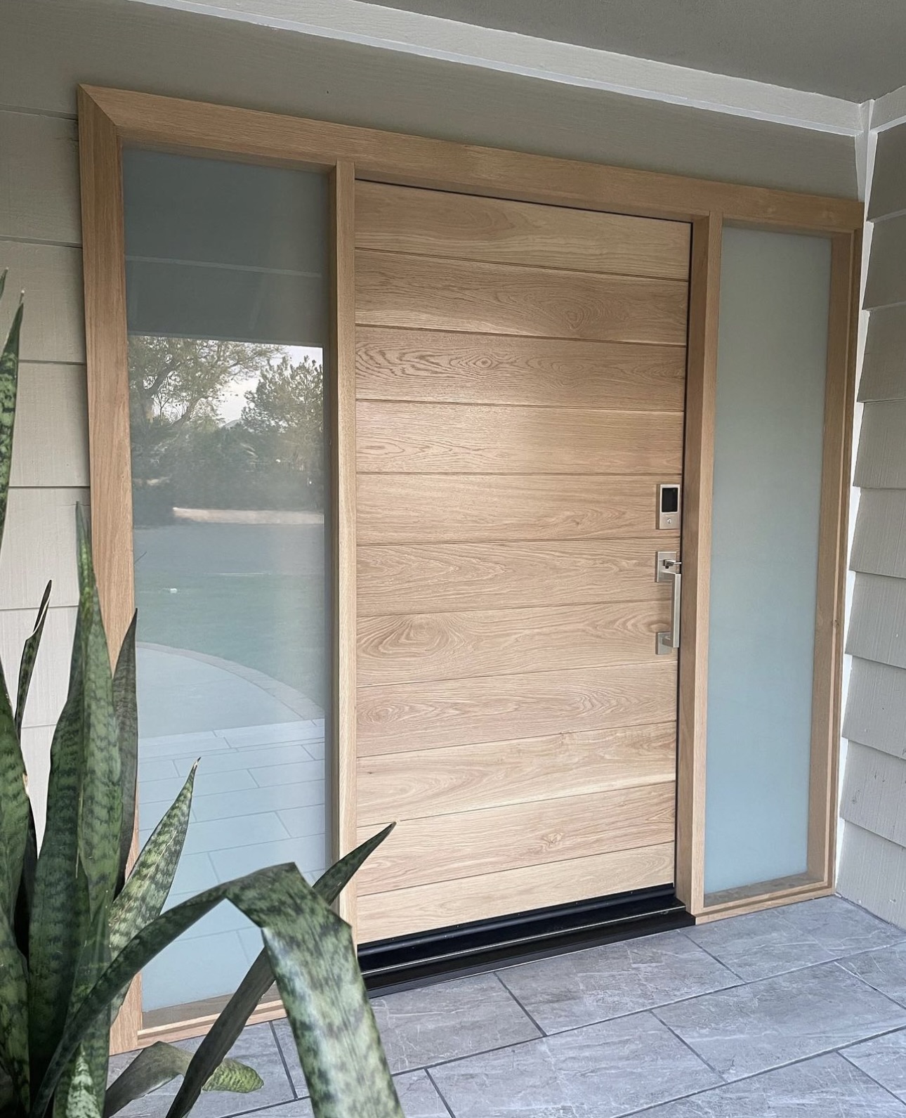 ED-14 — White Oak Slat Entry with Frosted Sidelights