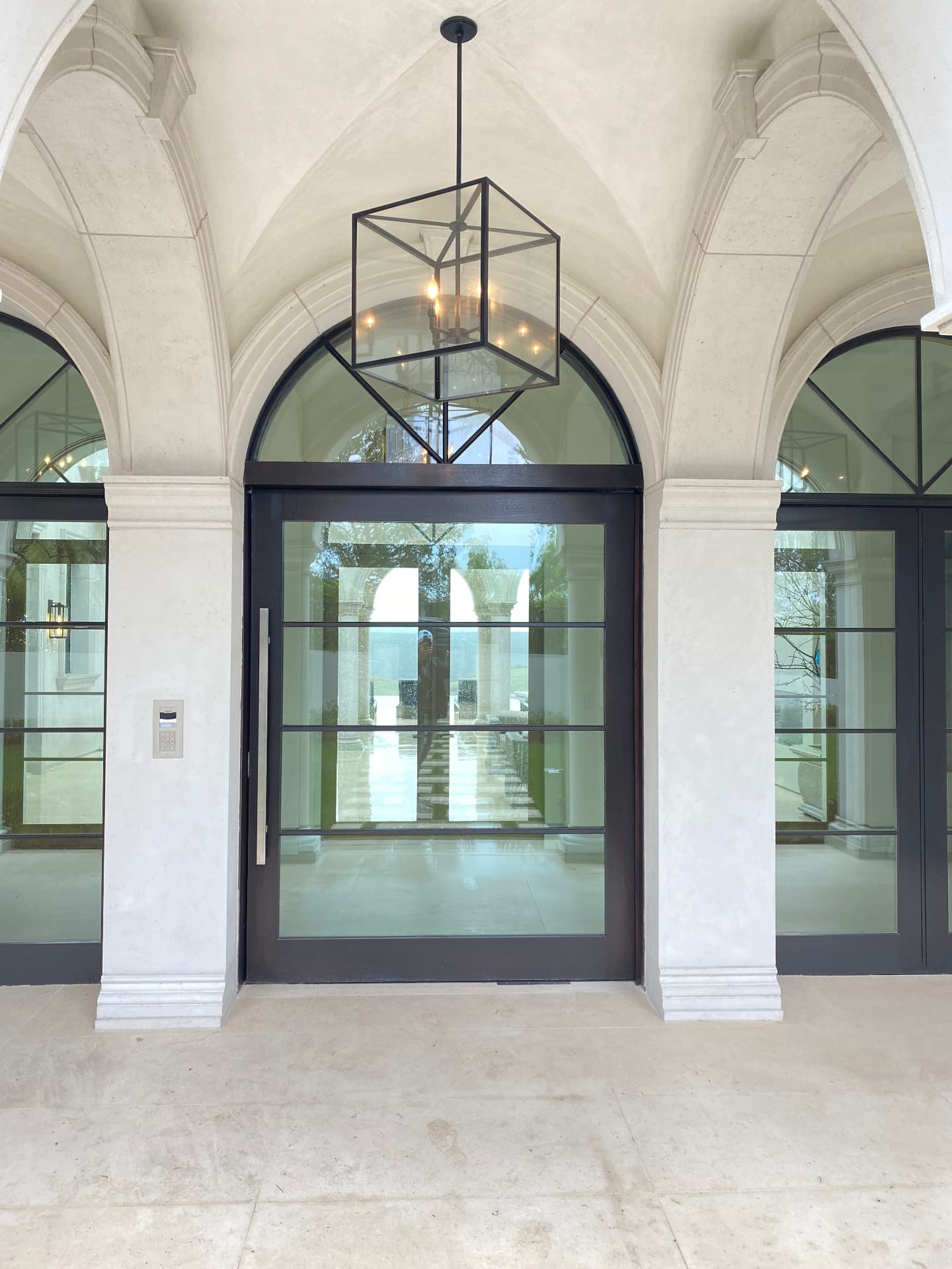 ED-13 — African Mahogany Pivot Door 