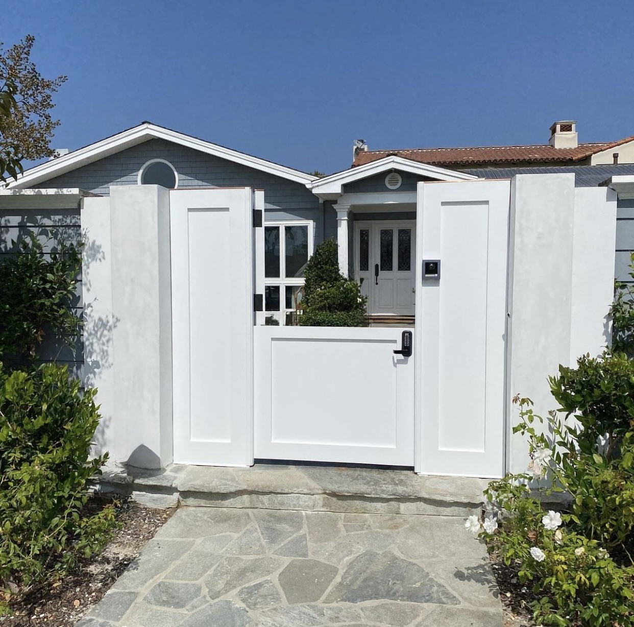 PG-17 — Paint Grade Dutch Entry Gate with Fixed Panels