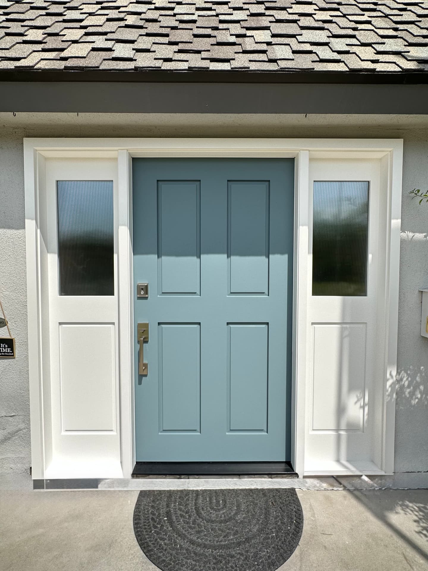 ED-11 — Painted Grade Four-Panel Entry with Reeded Sidelights
